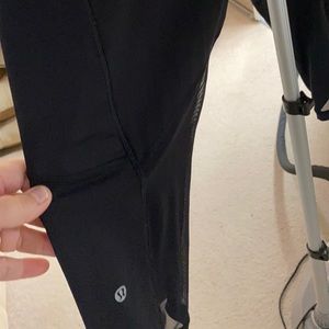 Lululemon crop black leggings
